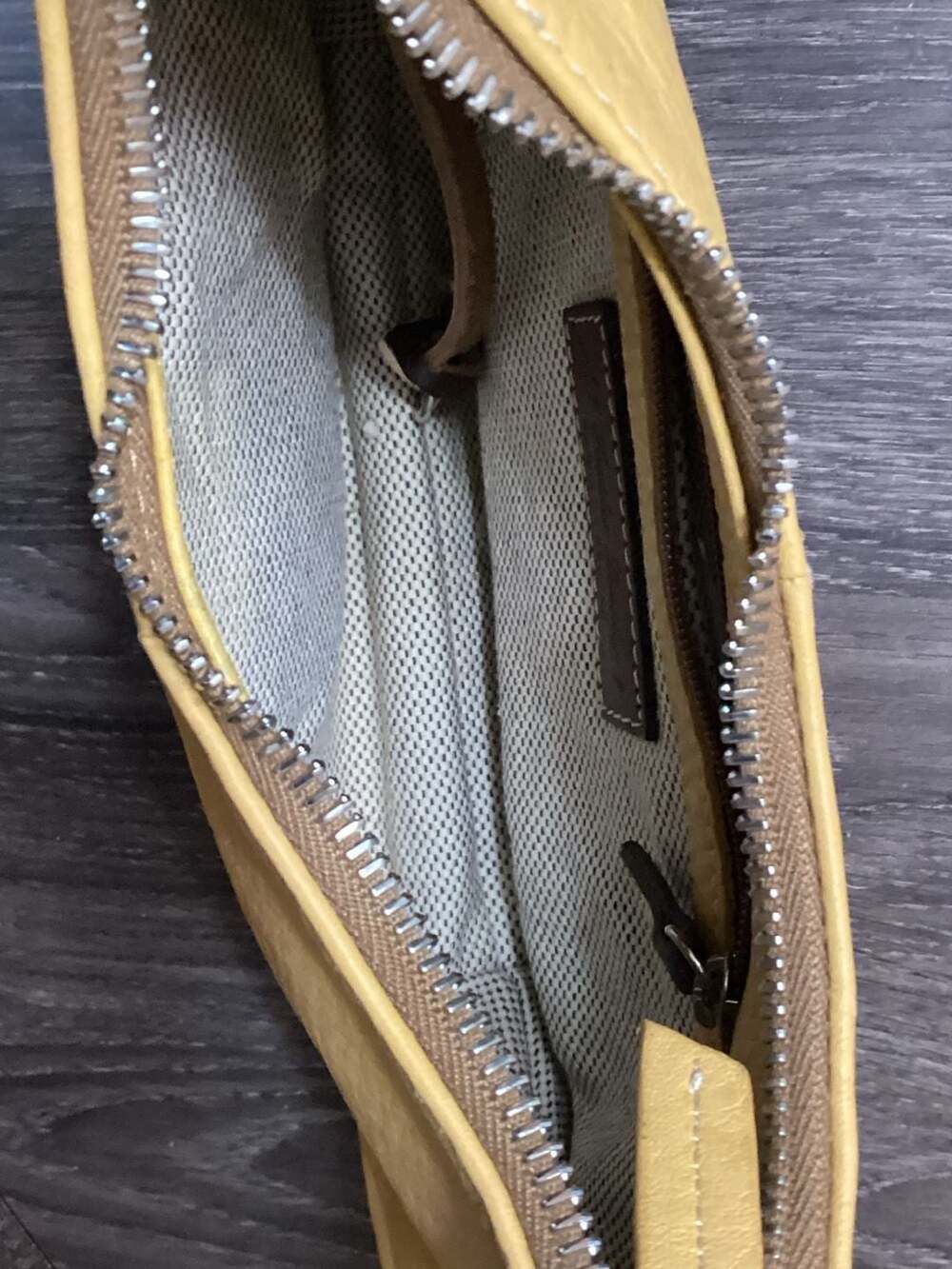 Dooney & Bourke Yellow Pebbled Leather Hobo Shoulder Bag with Brown Trim - Picture 5 of 7